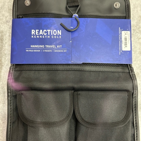 Reaction Kenneth Cole Hanging Travel Bag - Picture 2 of 9